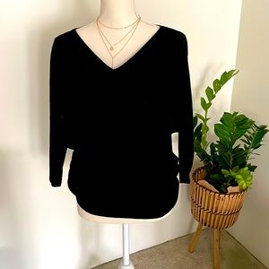 brand GRACE black v neck sweater